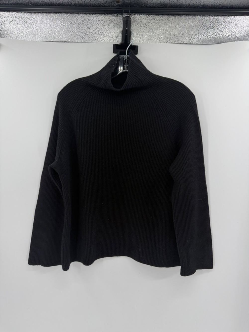 Antonelli Firenze Women's Mock Neck Ribbed Wool/Silk/Cashmere Sweater - Black M
